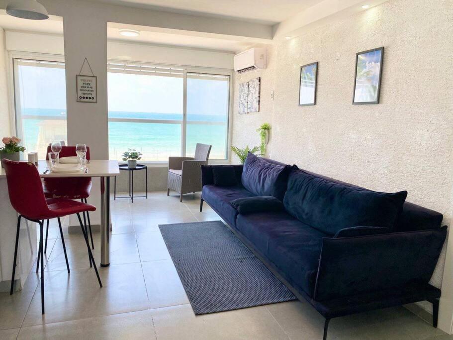Seaside Cozy Apartment Хайфа Екстериор снимка