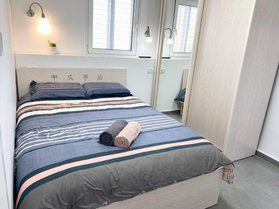 Seaside Cozy Apartment Хайфа Екстериор снимка