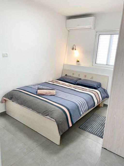 Seaside Cozy Apartment Хайфа Екстериор снимка